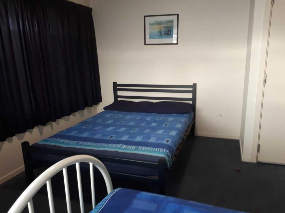 Hat Trick Lodge Motueka Bagian luar foto